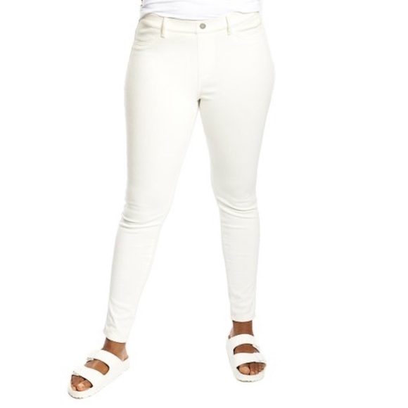 NWT Dubgee By Whoopi White Crop Jeggings - Picture 1 of 8